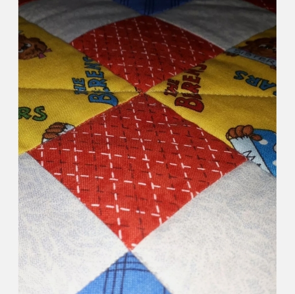 Bearenstain bears blanket - Picture 6 of 7